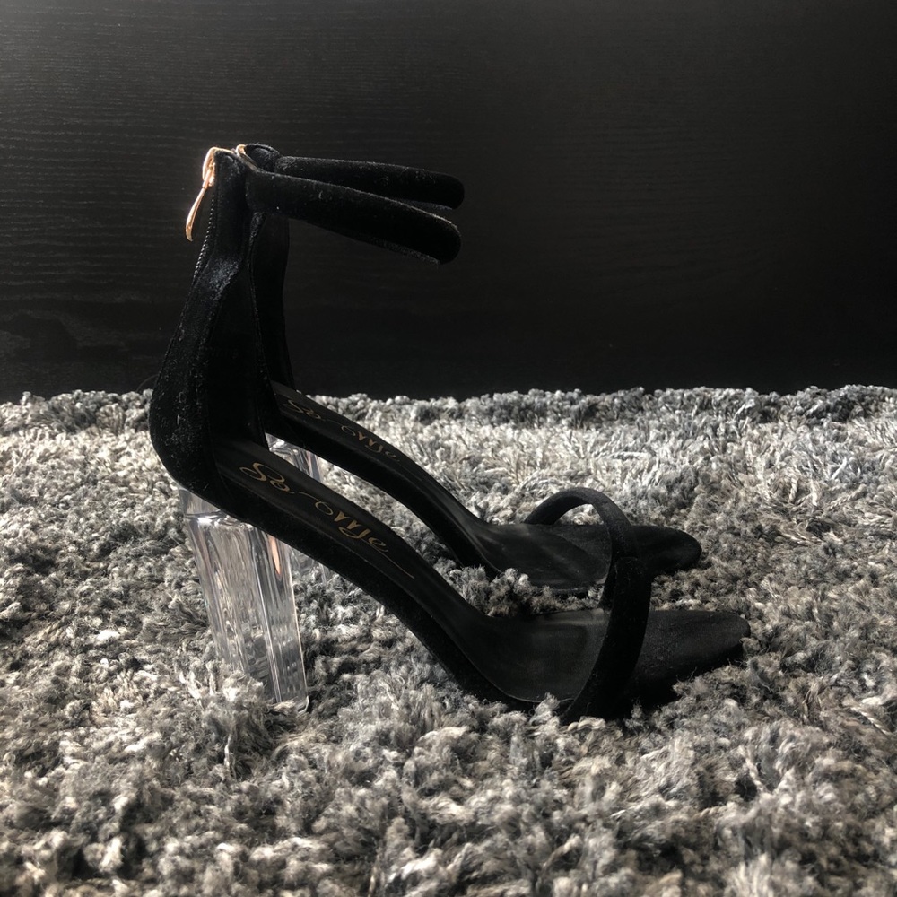 Black Velvet x Clear Chunky Heel Pumps